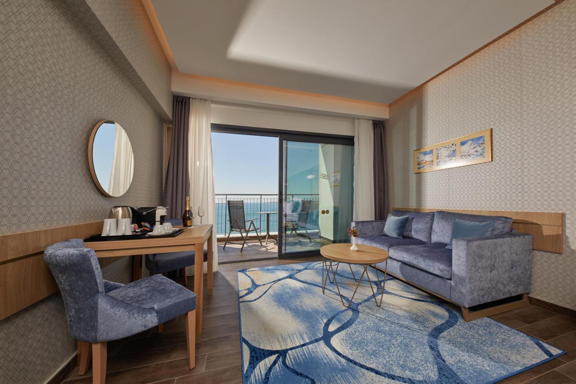 Secrets Sunny Beach Resort & Spa (Adults Only) Номер фото Deluxe Room